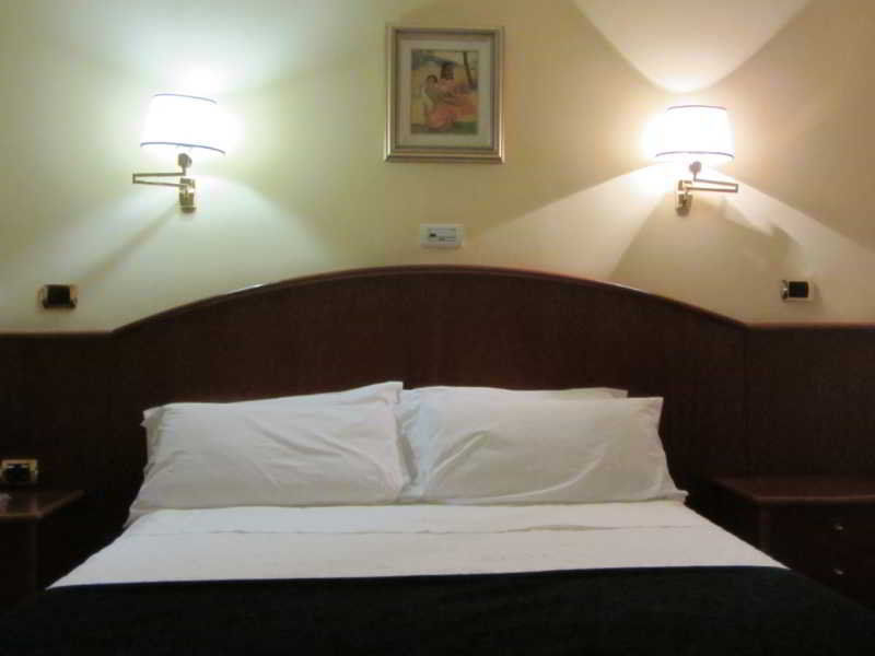 Hotel Princess Оренсе Екстер'єр фото
